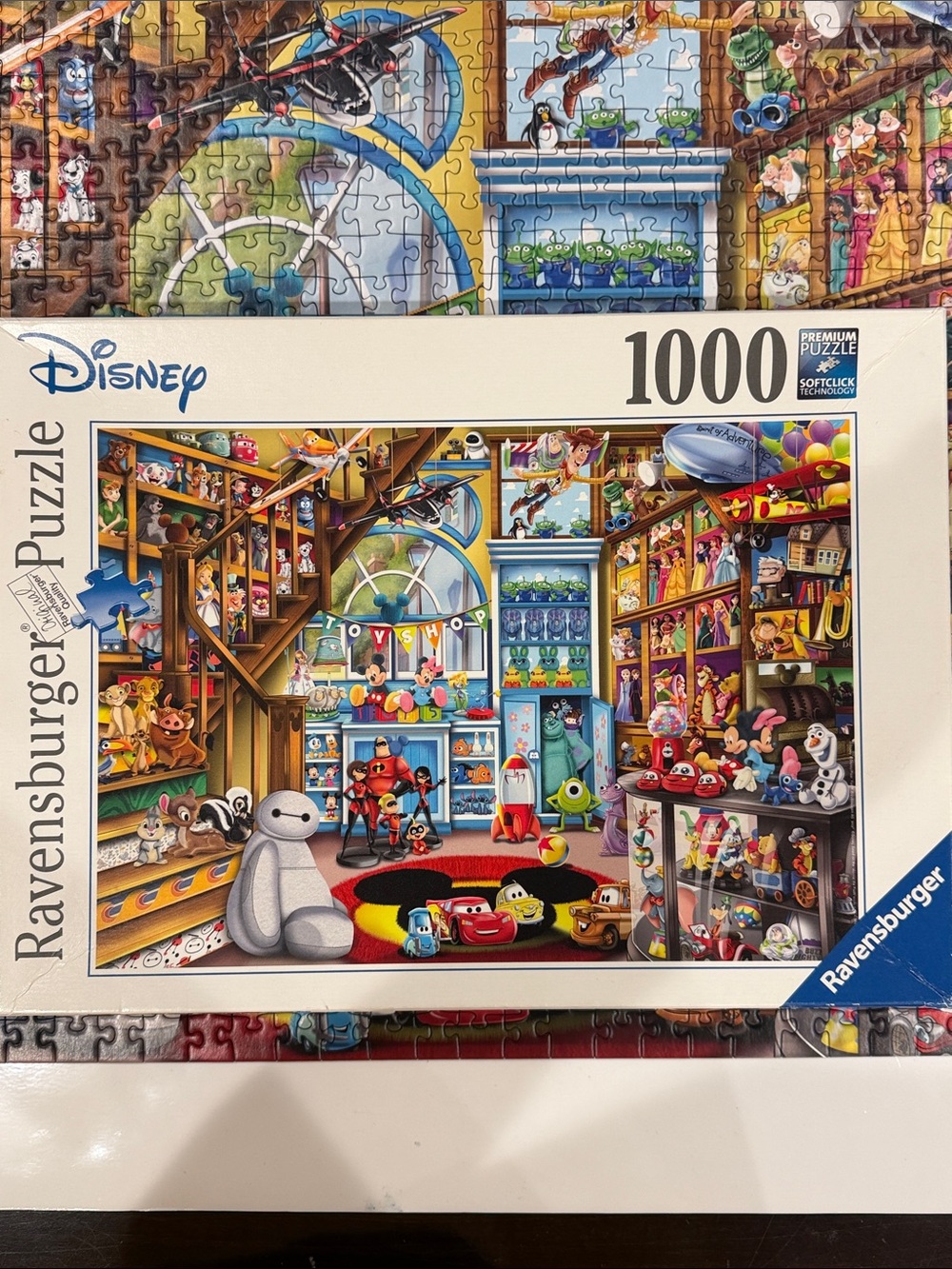 COMPLETE 1000 pcs Ravensburger Puzzle “Disney Pixar Toy Store”